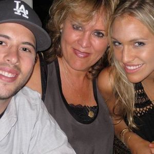 Meet your Posher, Sandy